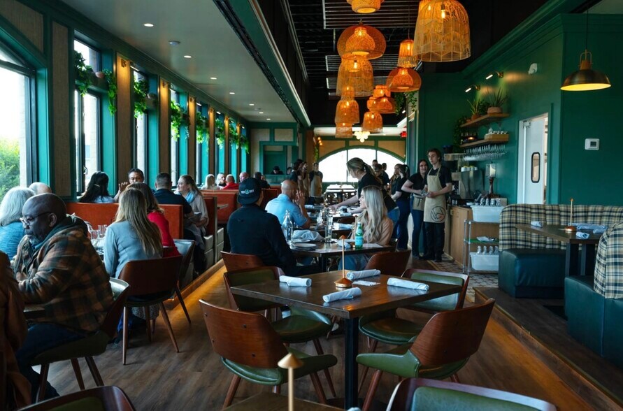 More Photos Of 308 N Fannin St, Rockwall Restaurant For Sale