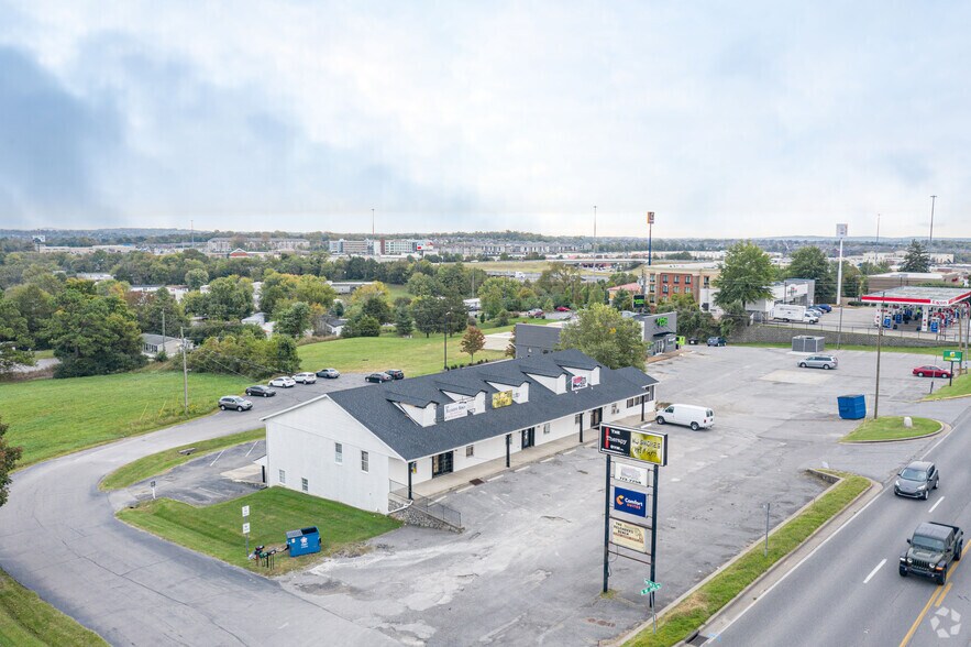 More Photos Of 195-205 N Mount Juliet Rd, Mount Juliet Freestanding For Lease