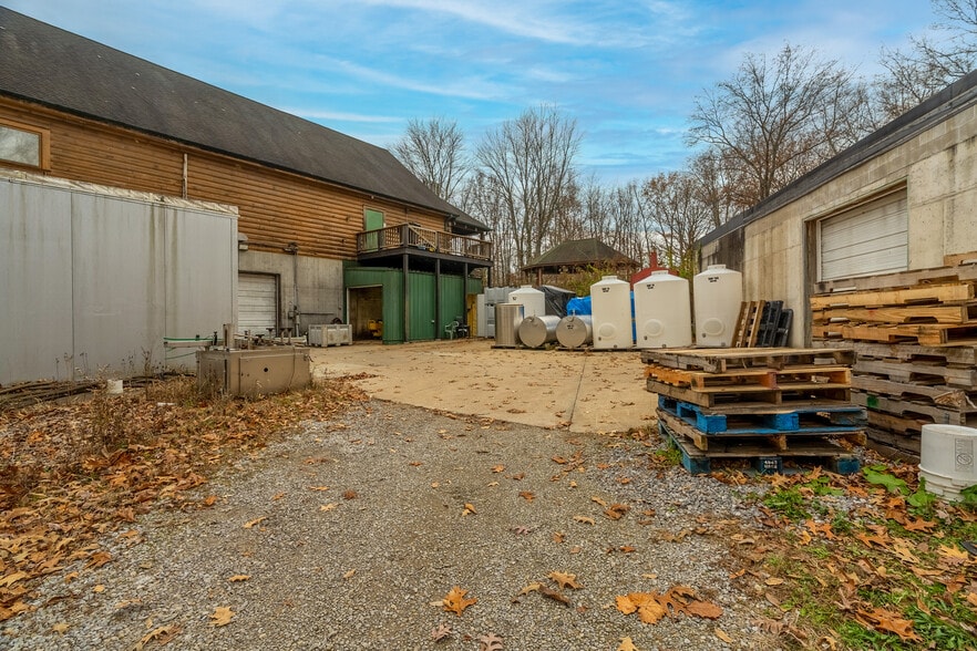 More Photos Of 14931 State Highway 37, Whittington Winery Vineyard For Sale