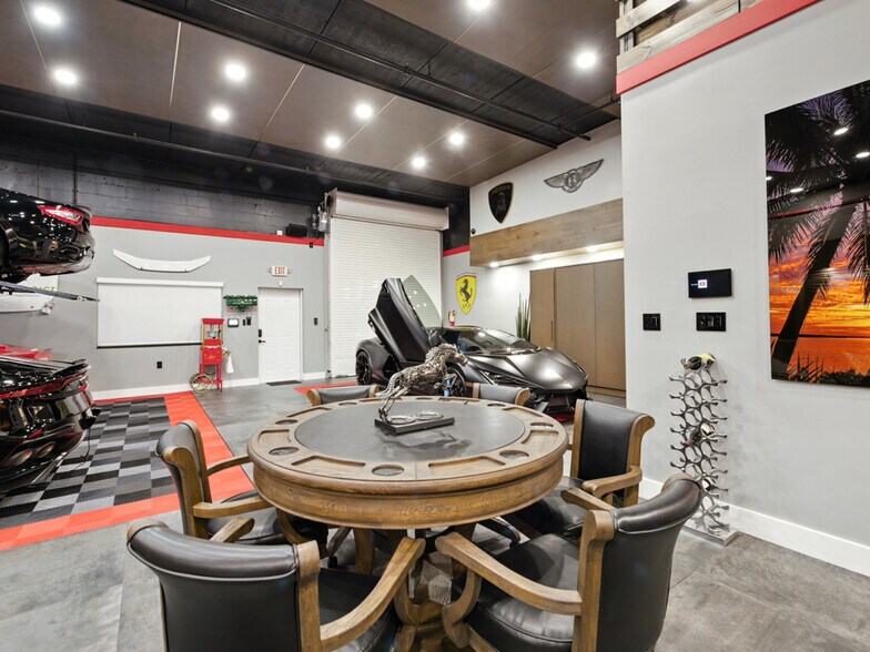 More Photos Of 994 N Barfield Dr, Marco Island Warehouse For Sale