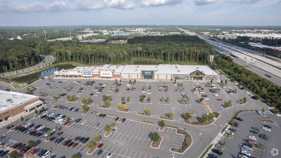 More Photos Of 1501 Sentinel Dr, Chesapeake General Retail For Lease