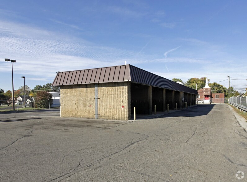 More Photos Of 1680 Lockbourne Rd, Columbus Carwash For Sale