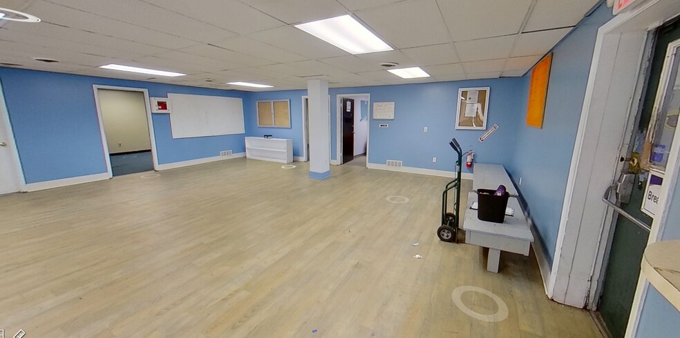 More Photos Of 1183 Main st, Rochester Industrial For Sale