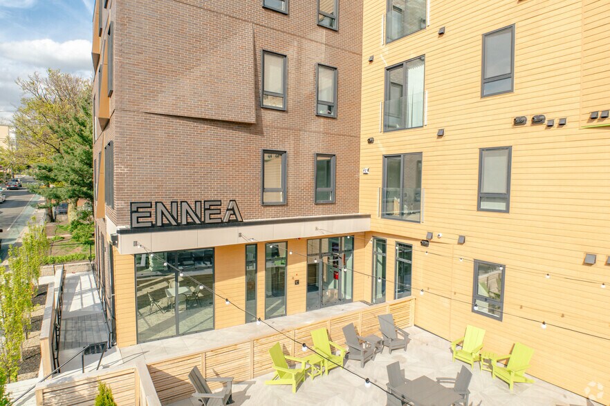 More Photos Of 9 Central St, Somerville Apartments For Lease