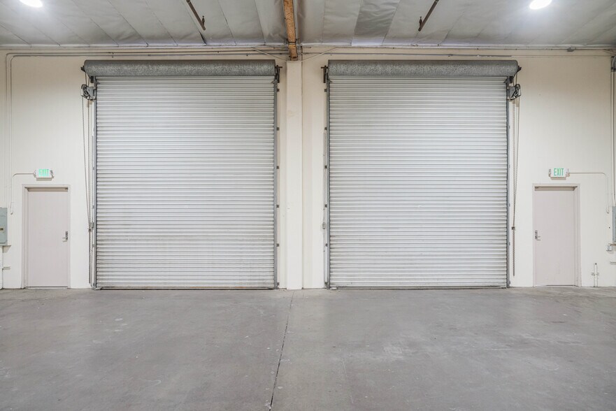 More Photos Of 1891 Goodyear Ave, Ventura Industrial For Sale