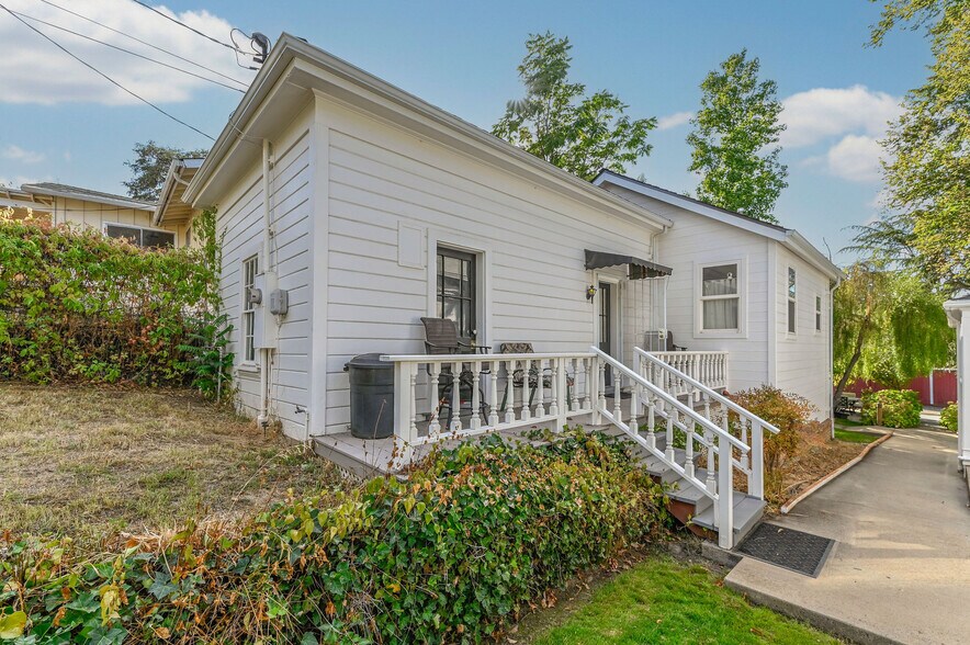 More Photos Of 68 Church Hill Rd, San Andreas Flex For Sale