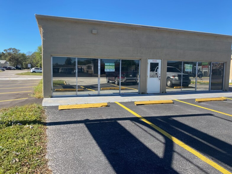 Primary Photo Of 6132 15th St E, Bradenton Storefront Retail Office For Lease