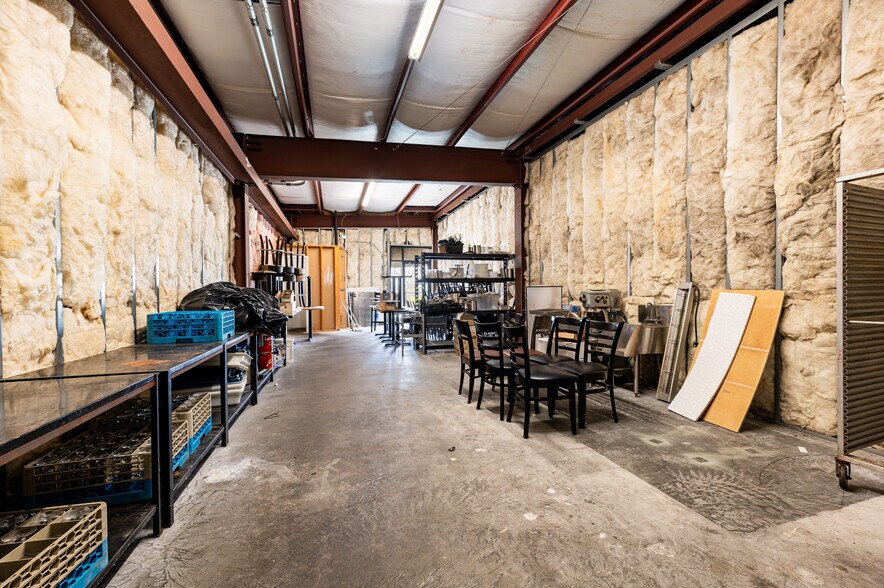 More Photos Of 2020 Belle Chasse Hwy, Terrytown Restaurant For Sale