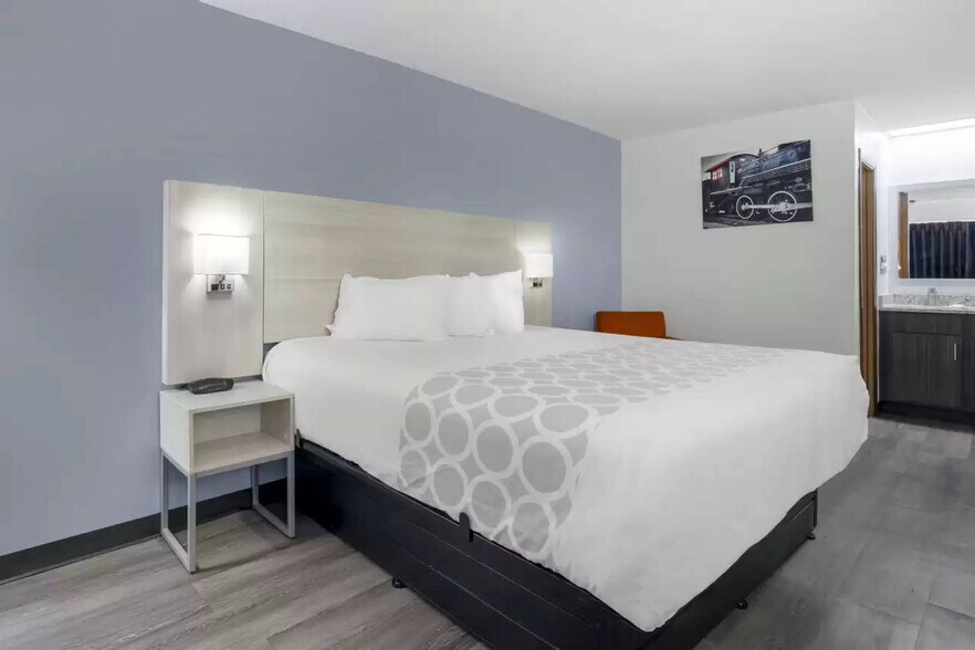 More Photos Of 1814 Salem Rd, Cookeville Hotel For Sale