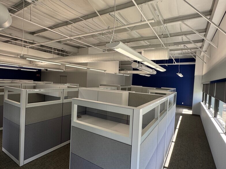 More Photos Of 45051 Industrial Dr, Fremont Warehouse For Lease