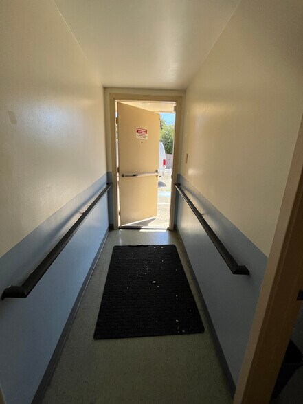 More Photos Of 990-998 Broadway St, Vallejo Office For Lease