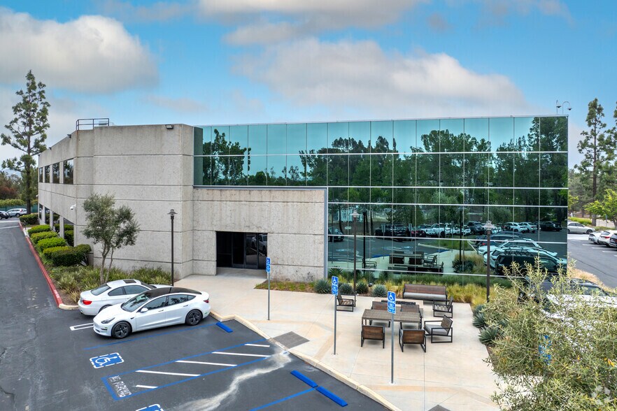 More Photos Of 15255 Innovation Dr, San Diego Office For Lease