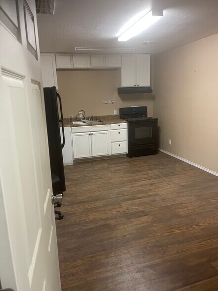 More Photos Of 9054 W University Blvd, Odessa Industrial For Sale
