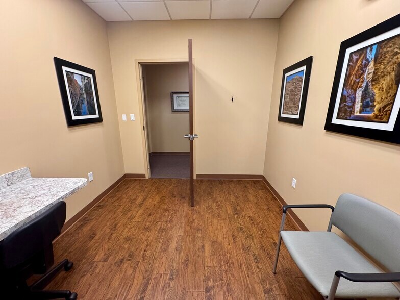 More Photos Of 3003 Claire Ln, Jacksonville Medical For Lease