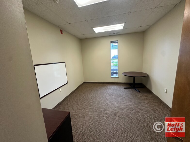 More Photos Of 87 N Canton Rd, Akron Medical For Lease