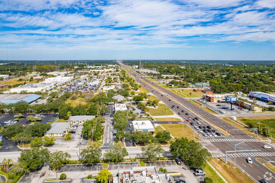 More Photos Of 955 E Martin Luther King Junior Dr, Tarpon Springs Medical For Lease