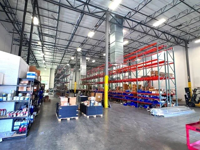 More Photos Of 596 E Germann Rd, Gilbert Warehouse For Lease