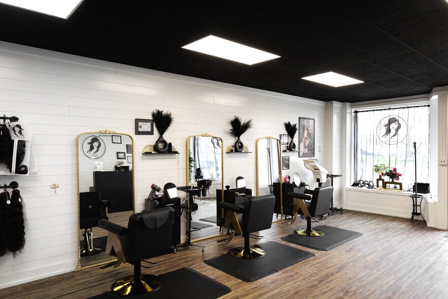 More Photos Of 18 Public Sq, Watertown Storefront Retail Residential For Sale