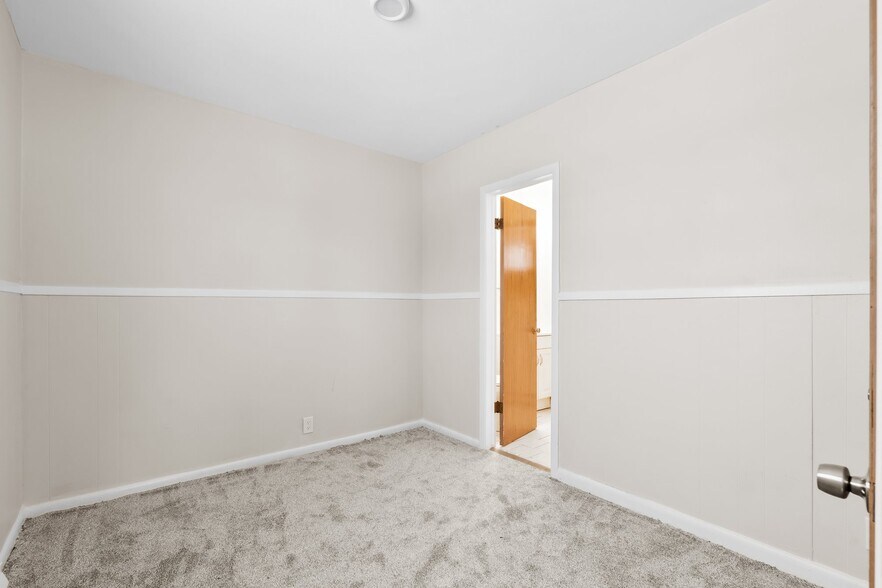 More Photos Of 6749 Ramsgate Rd, Chittenango Multifamily For Sale