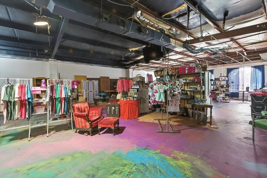 More Photos Of 2122 W Pensacola St, Tallahassee Freestanding For Lease
