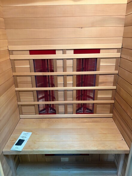 More Photos Of 145 E Main St, Sedan General Retail For Sale