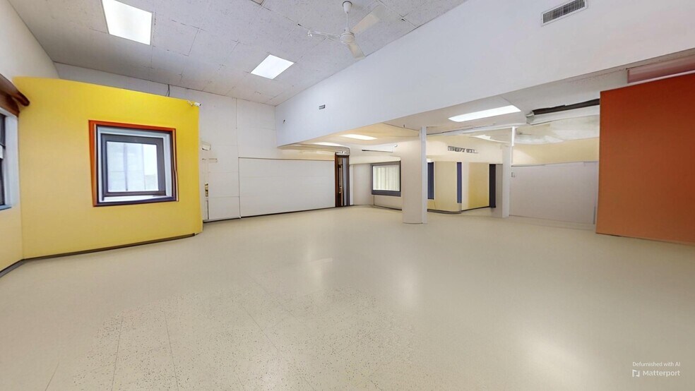 More Photos Of 201 N 14th St, Billings General Retail For Sale