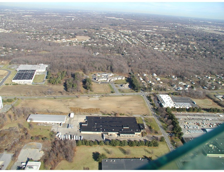More Photos Of 375 New Albany Rd, Moorestown Land For Lease