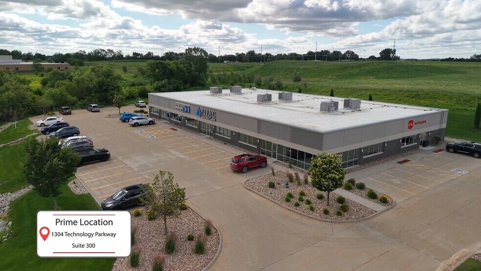 Primary Photo Of 1304 Technology Pky, Cedar Falls Office Residential For Lease