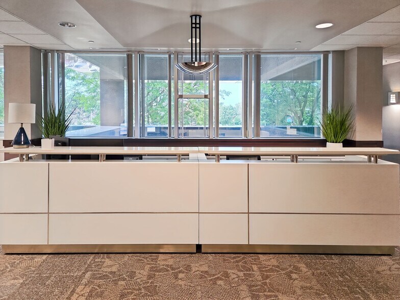 More Photos Of 4515 N River Blvd, Cedar Rapids Coworking Space