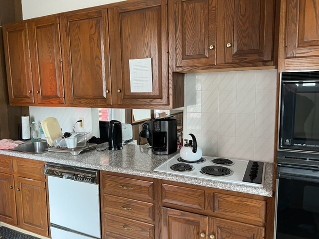 More Photos Of 8-10 East Front, Keyport Specialty For Sale