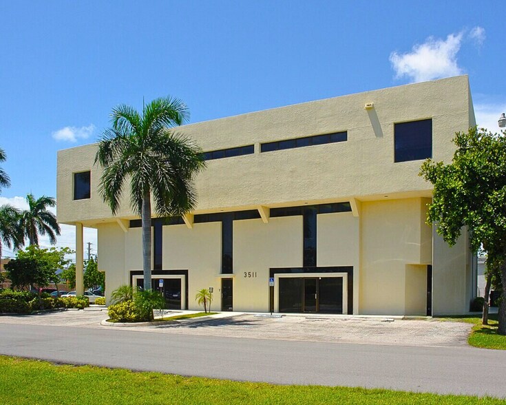 Primary Photo Of 3511 NE 22nd Ave, Fort Lauderdale Office For Lease