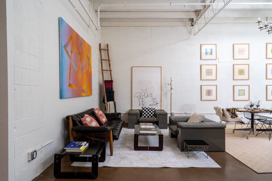 More Photos Of 310 Johnson St, Santa Fe Specialty For Sale