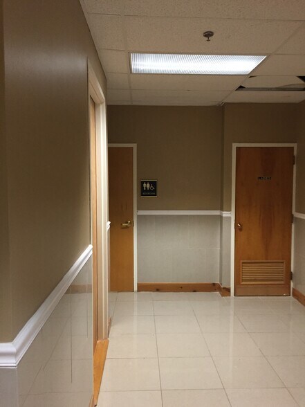 More Photos Of 475 Central Ave, Saint Petersburg Loft Creative Space For Lease