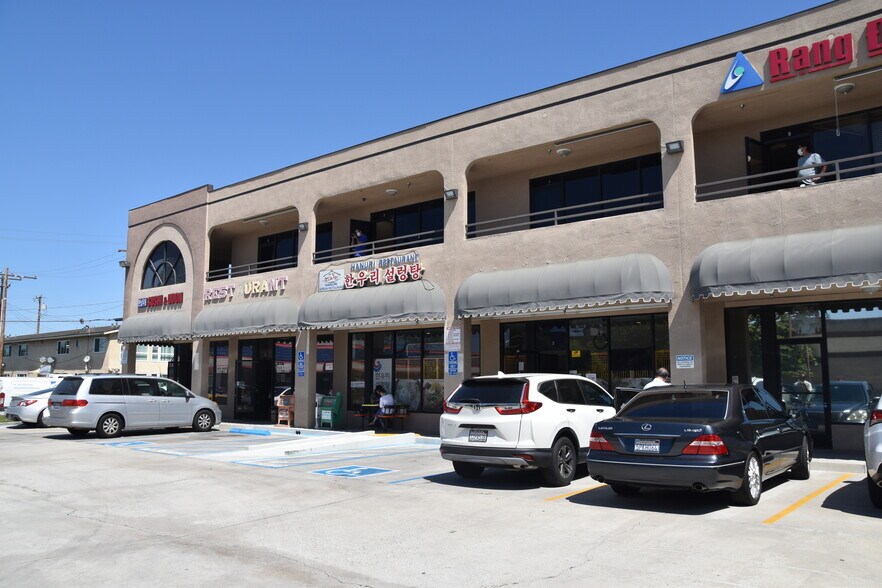More Photos Of 12942 Galway St, Garden Grove Storefront Retail Office For Lease