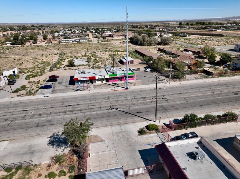 More Photos Of 11424 Bartlett Ave, Adelanto Storefront Retail Residential For Sale