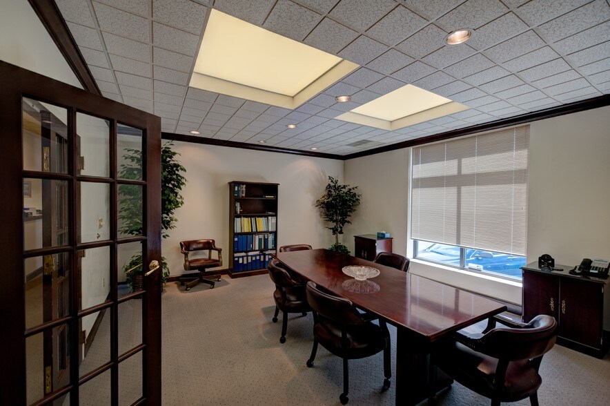 More Photos Of 1908 W Allen St, Allentown Office For Lease