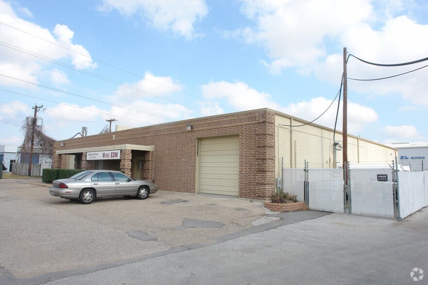 More Photos Of , Hurst Unknown For Sale