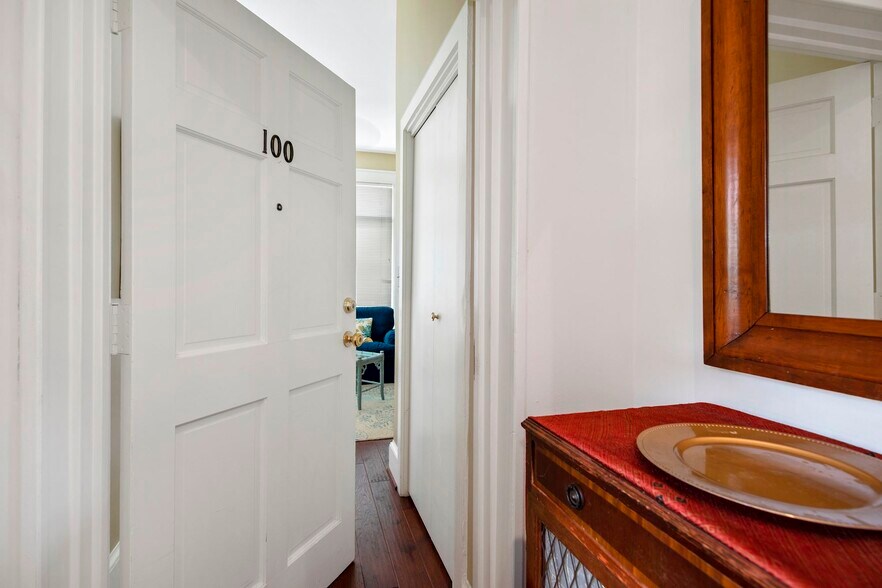 More Photos Of 1755 18th St Nw, Washington Apartments For Sale