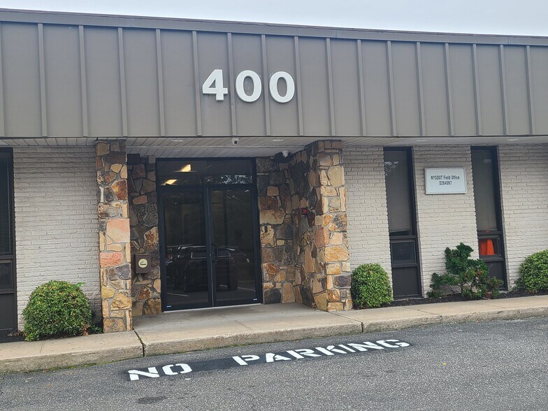 More Photos Of 400 Montauk Hwy, West Islip Medical For Lease