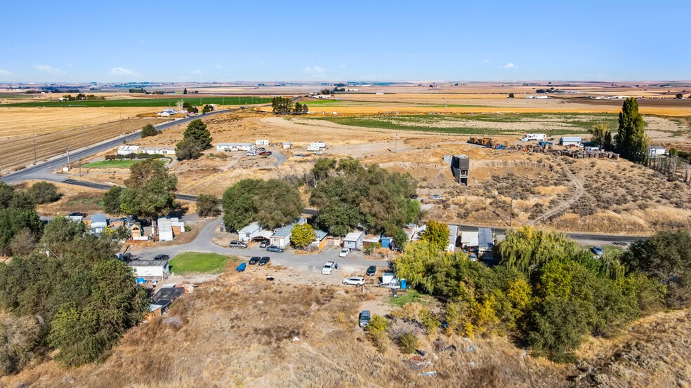 More Photos Of 6993 SE Road U, Warden Manufactured Housing Mobile Home Park For Sale