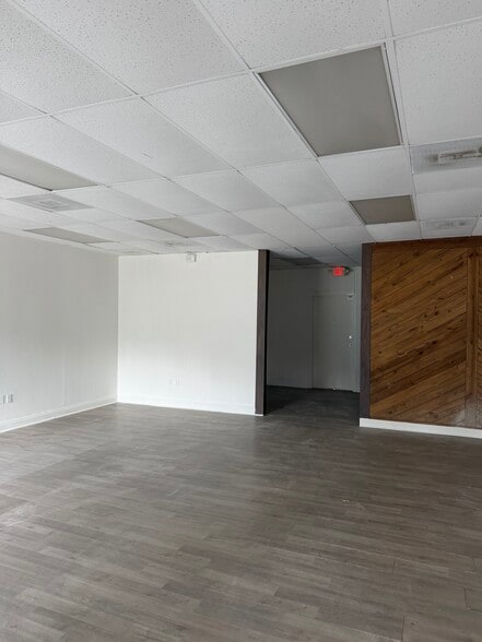 More Photos Of 3203 Apalachee Pky, Tallahassee Unknown For Lease