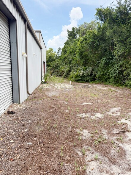 More Photos Of 1424 N Gulf Ave, Crystal River Self Storage For Lease