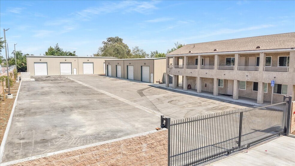 Primary Photo Of 11185 Roswell Ave, Pomona Warehouse For Lease