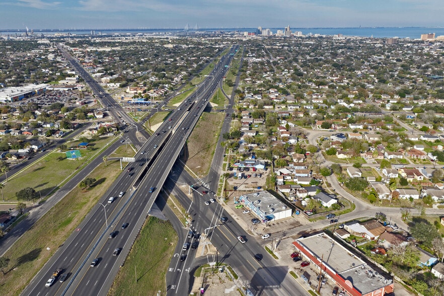 More Photos Of 3216-3222 S Port Ave, Corpus Christi Freestanding For Sale