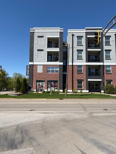 Primary Photo Of 800 W Hovey St, Normal Apartments For Lease