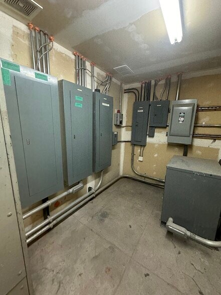 More Photos Of 4330 W Mount Morris Rd, Mount Morris General Retail For Sale