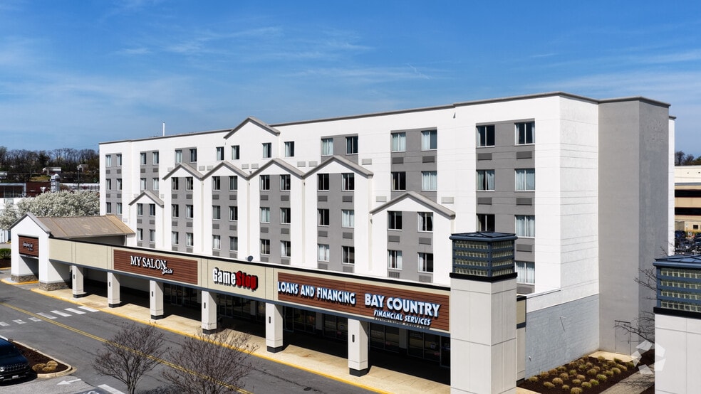 Primary Photo Of 6617 Ritchie Hwy, Glen Burnie Hotel For Sale