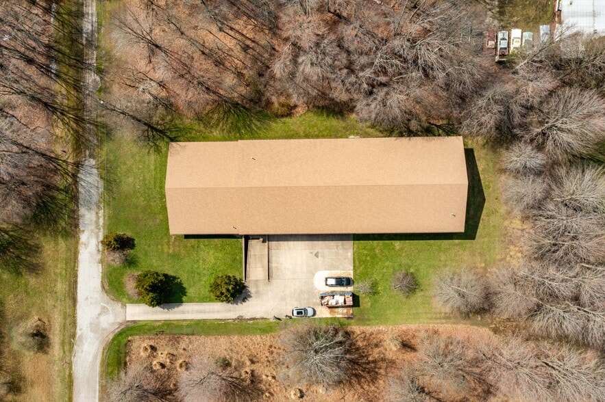 More Photos Of 1050 Sunnyside Rd, Vermilion Warehouse For Sale