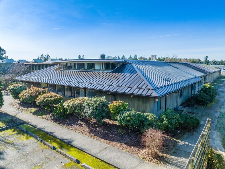 More Photos Of 19215 Vashon Hwy SW, Vashon Island Warehouse For Lease