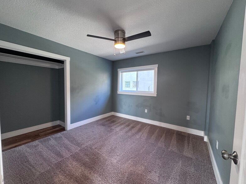 More Photos Of 1505 NW 10th Ave, Camas Multifamily For Sale